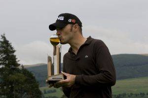 Kissing the trophy