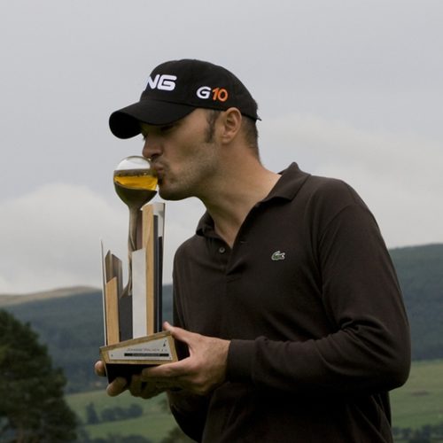 Kissing the trophy